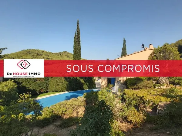 Magnifique Villa de standing de 6 pièces à Saint-Cyr-sur-Mer, avec jardin paysager, piscine et garag