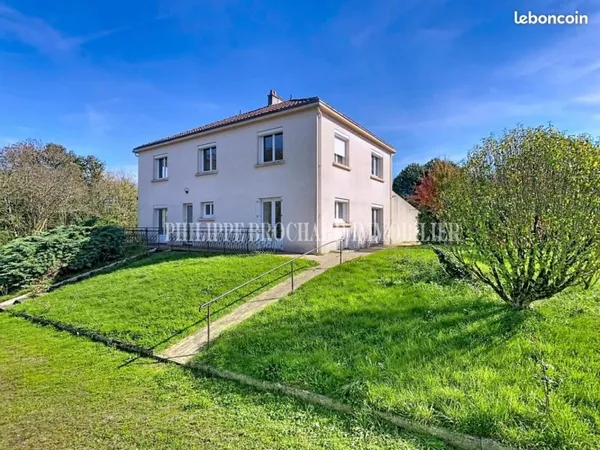 Maison 9 pièces 177 m²