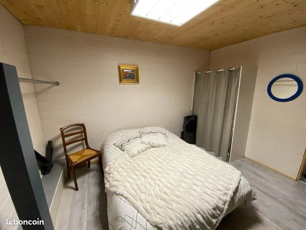 Location studio meublé