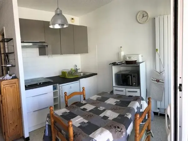 Studio 1 pièce 42 m²