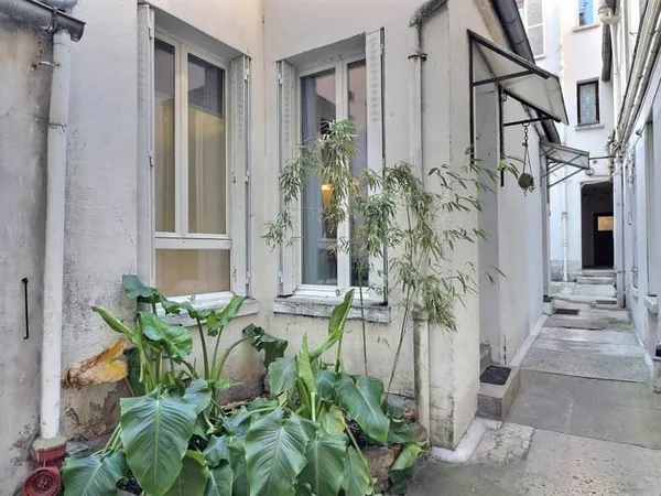 Petit 2 pièces en duplex