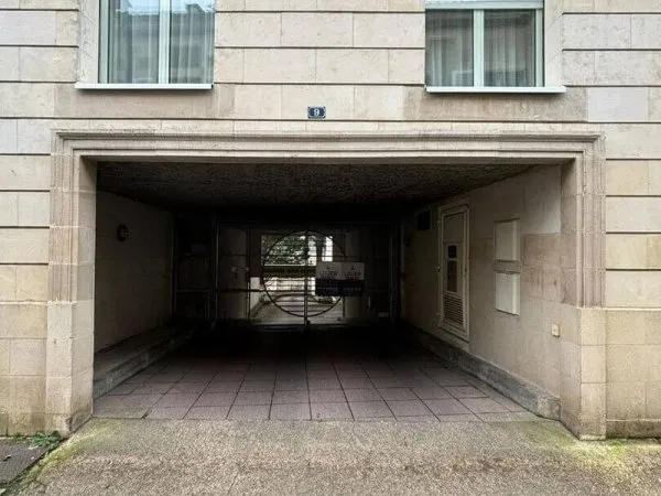 Stationnement Location Poitiers   90€