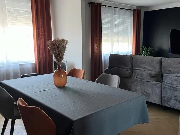 Appartement 80m2 avec garage et jardin
