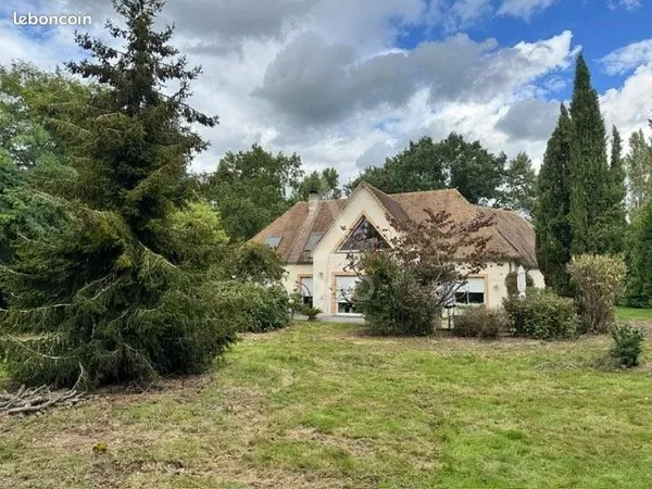 Maison 6 pièces 280 m²