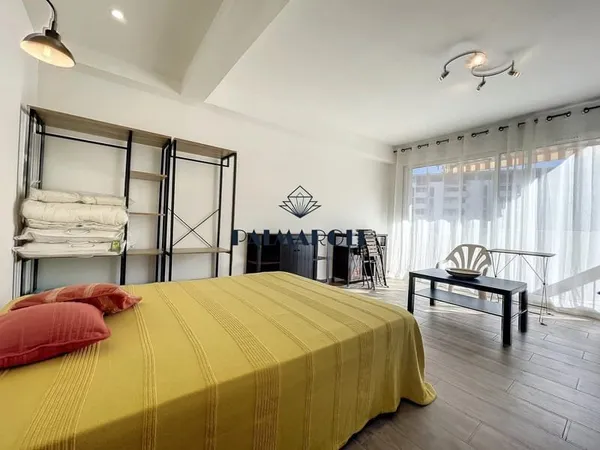 PERPIGNAN ANATOLE FRANCE - STUDIO MEUBLE EXCELLENT ETAT