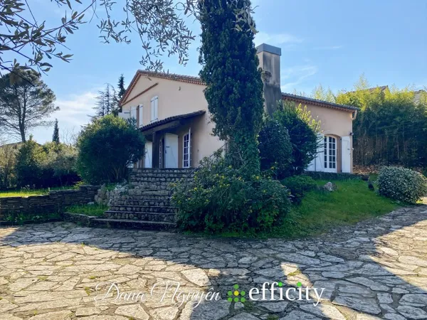 Maison 6 pièces 158 m²