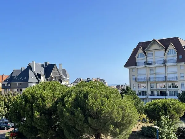 Port Guillaume APPT T4 DUPLEX dernier étage avec terrasses