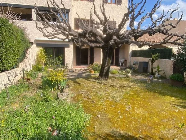 Appartement 2 pièces 75 m²
