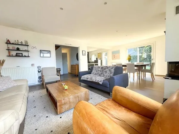 Maison 8 pièces 160 m²
