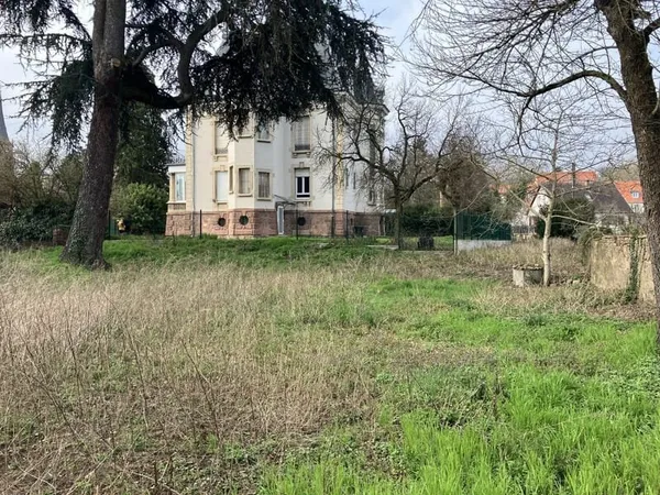 Terrain à bâtir de 957 m² à SOULTZ-HAUT-RHIN (68)
