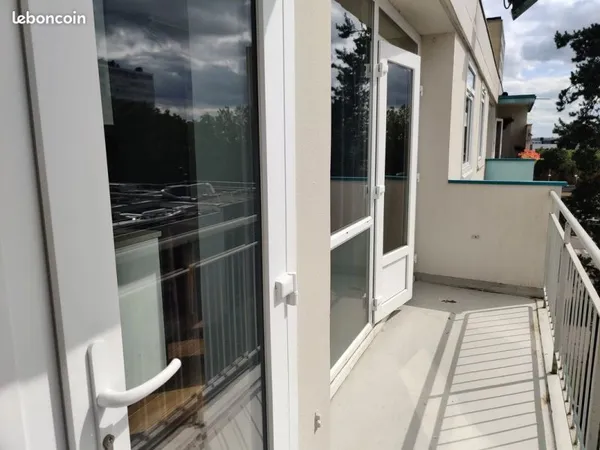 Appartement 1 pièce 64 m²