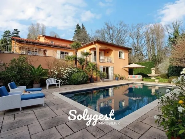 Maison de luxe 7 pièces 305 m²