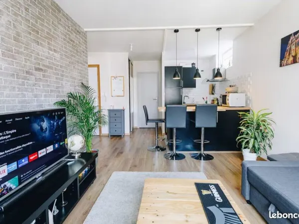 T2 Premium 40m² • Hyper-Centre • Rénové 2025