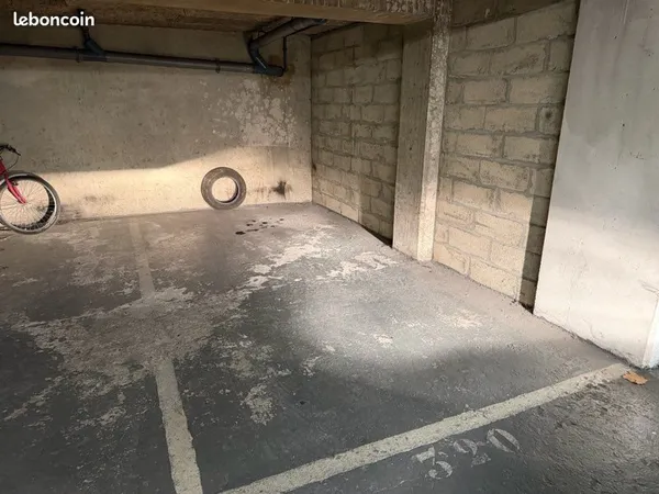 PARKING + CAVE 44 rue d'Alesia 75014 PARIS