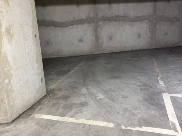 Parking 15 m²