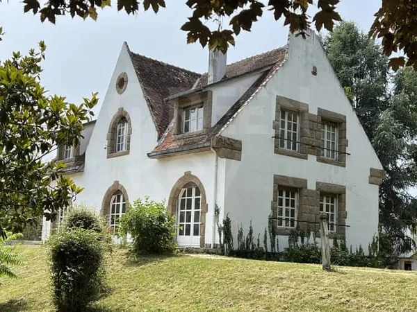 SAINT SAUVEUR EN PUISAYE (89520) - Maison 10 pièces - 250 m2