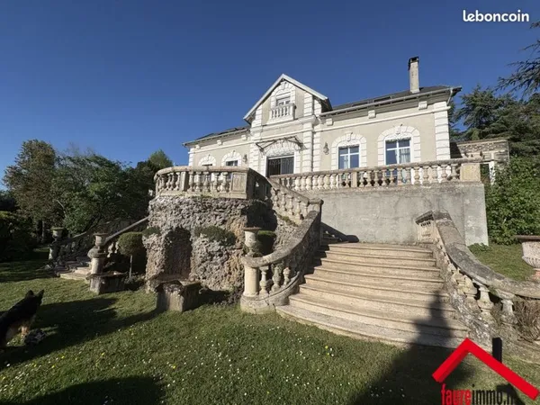 Maison 5 pièces 170 m²