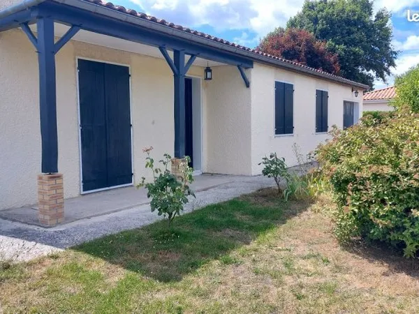 Maison 90 m² + garage sur 1100 m² de terrain 139 000