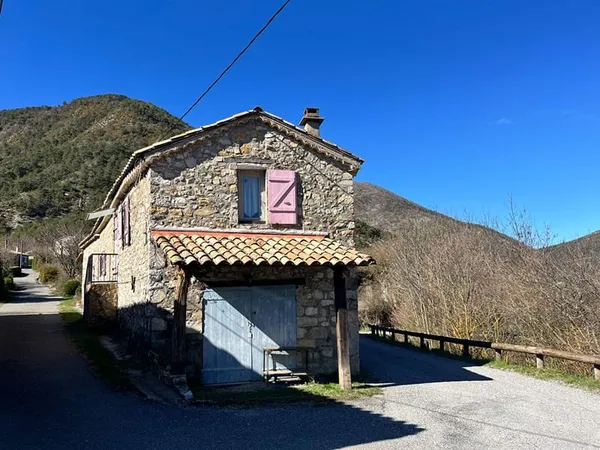 VIAGER OCCUPE Maison Chanousse 4 pièce(s) 112 m2