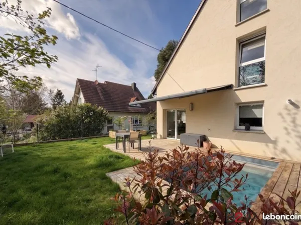 Triplex 5 pièces 104 m²
