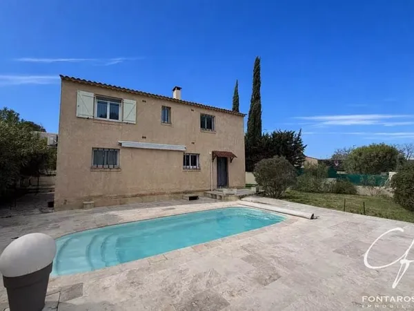 MAISON INDIVIDUELLE AVEC PISCINE, GARAGE