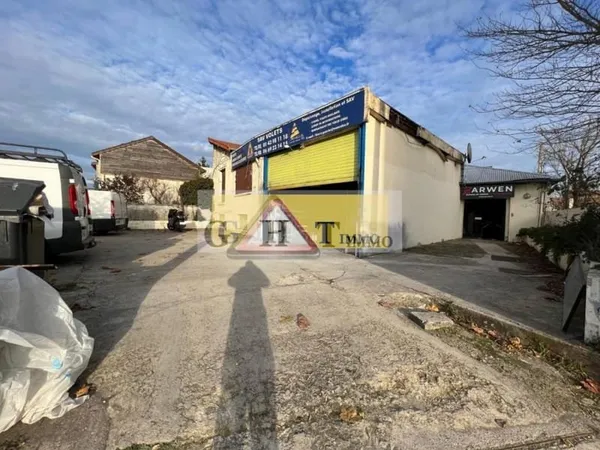 ENTREPOT / BUREAUX