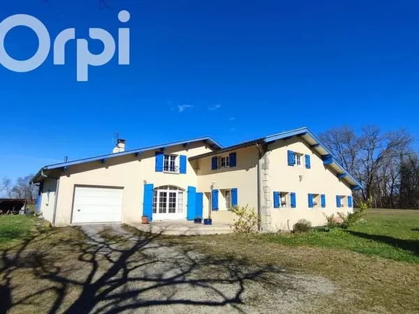 Maison 9 pièces 418 m²