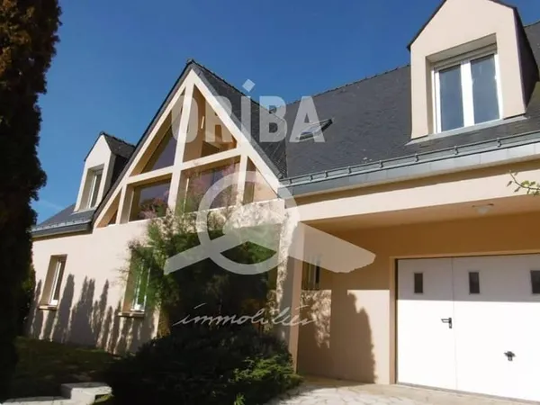 Maison 7 pièces 187 m²