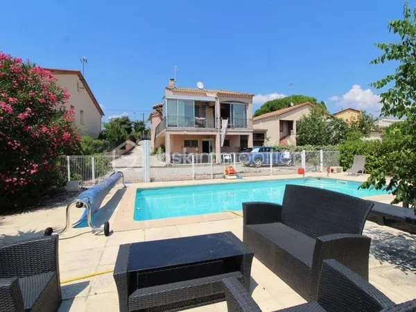 Villa 5 pièces 160 m²
