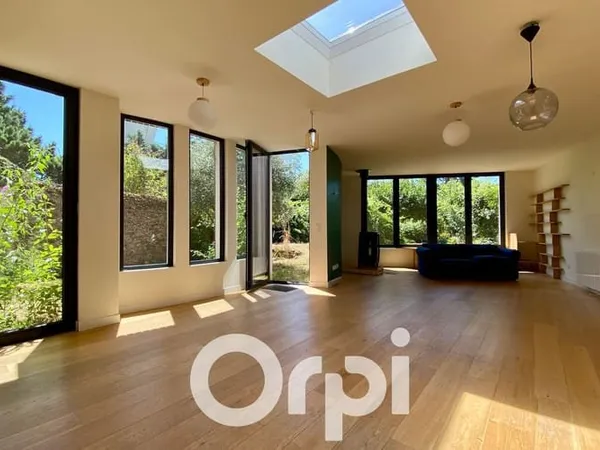 Maison 6 pièces 160 m²
