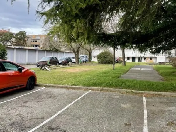 Parking 1 m² Villeurbanne