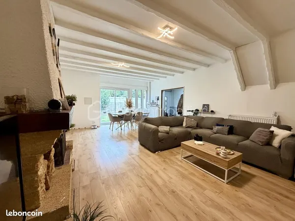 Maison 6 pièces 138 m²