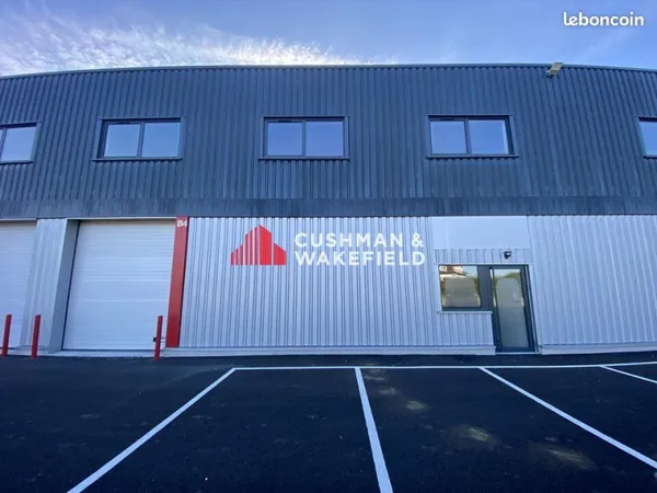 LOCAL D'ACTIVITE 361 m² BRUGUIERES
