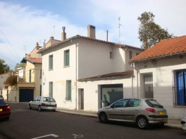 MAISON 230 M2. CONSTRUITS CENTRE PERPIGNAN ALFRED DE MUSSET