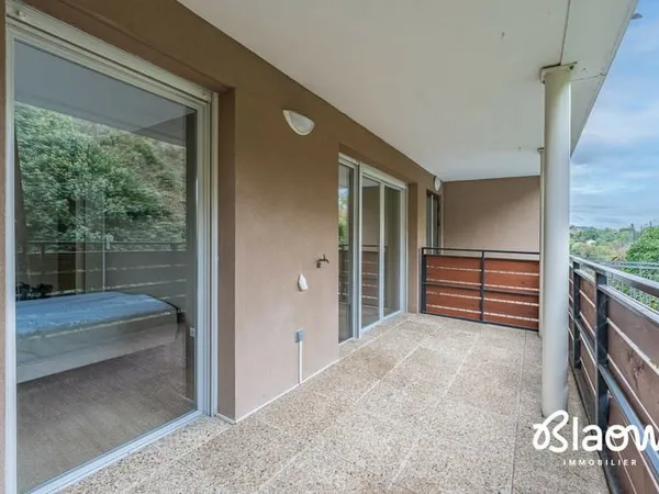 VENTE : appartement T2 (41 m²) à L ARBRESLE