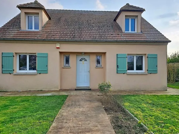 Maison 7 pièces 145m² avec double garage Villiers St Georges