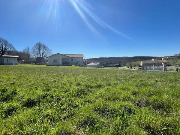 Terrain 1622 m²