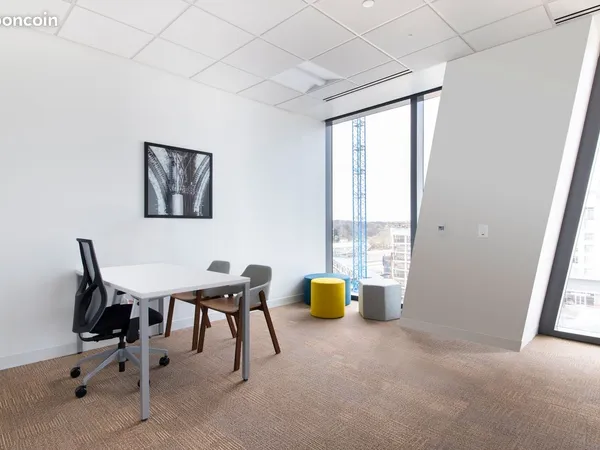 Bureau privé entièrement équipé pour 2 personnes à LA DEFENSE, Cours Valmy Puteaux