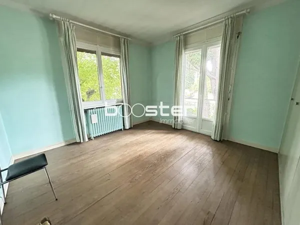 Roseraie - Maison de plus de 133 m² avec paking proche métro