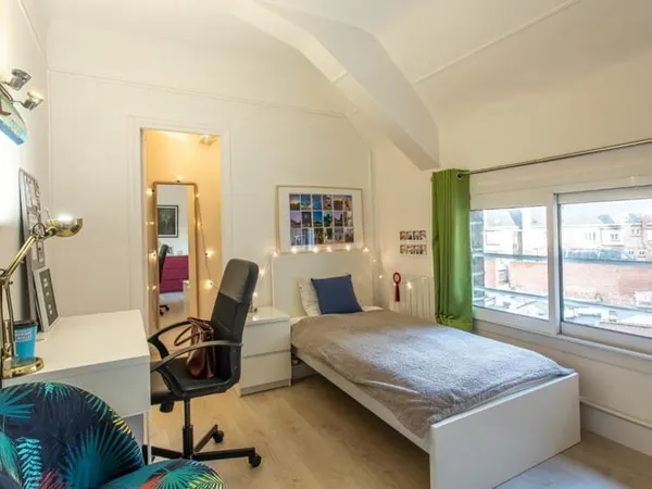 Plein-centre: colocation cosy petit format!