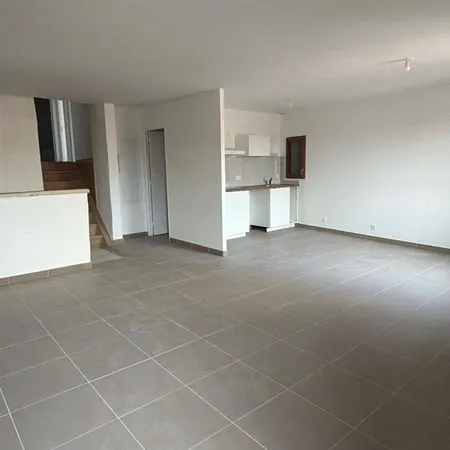 Immeuble 19 pièces 220 m²