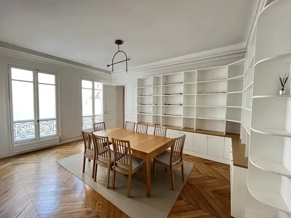 Appartement 5 pièces 169 m²