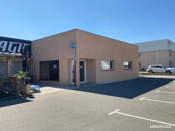 Loue local commercial 91m2
