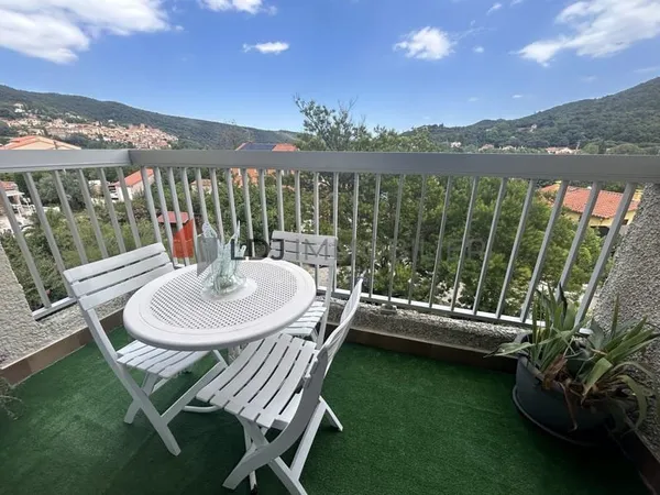 Très joli T2 avec vue imprenable sur Palalda
