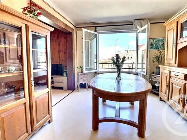 Appartement 3 pièces 84 m²