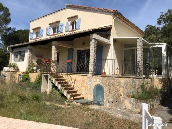 Maison Correns nature 154 m2