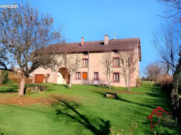 Maison 7 pièces 250 m²