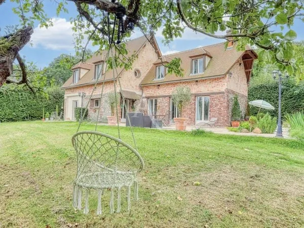 Maison 7 pièces 200 m²
