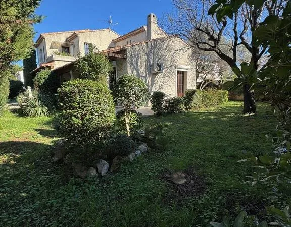 Maison 5 pièces 140 m²