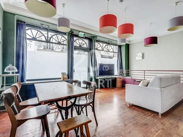 Local 90 m²